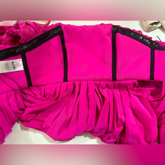 Acler AUS Franklin Magenta Off the Shoulder Pleated Bubble Top AU Fashion Week 4 - Picture 11 of 14